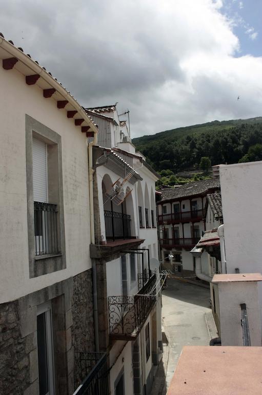 Hostal Martin II Banos De Montemayor Exterior photo